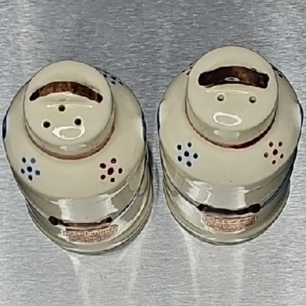 Vintage Shawnee Milk Cans Salt & Pepper Shakers‎ Hand Decorated China